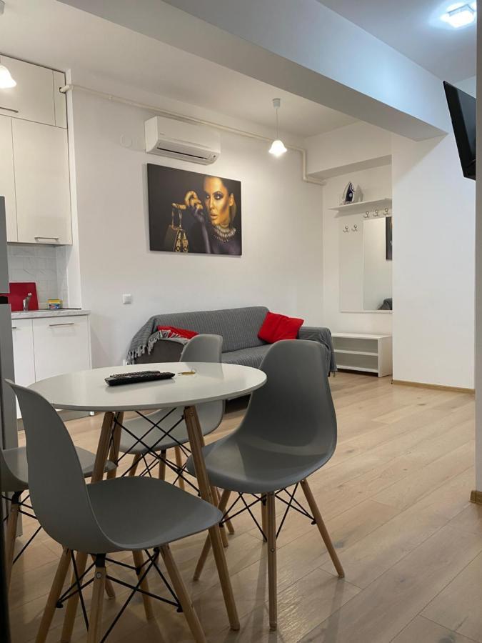 City Center Glam Apartments Palas Яссы Экстерьер фото