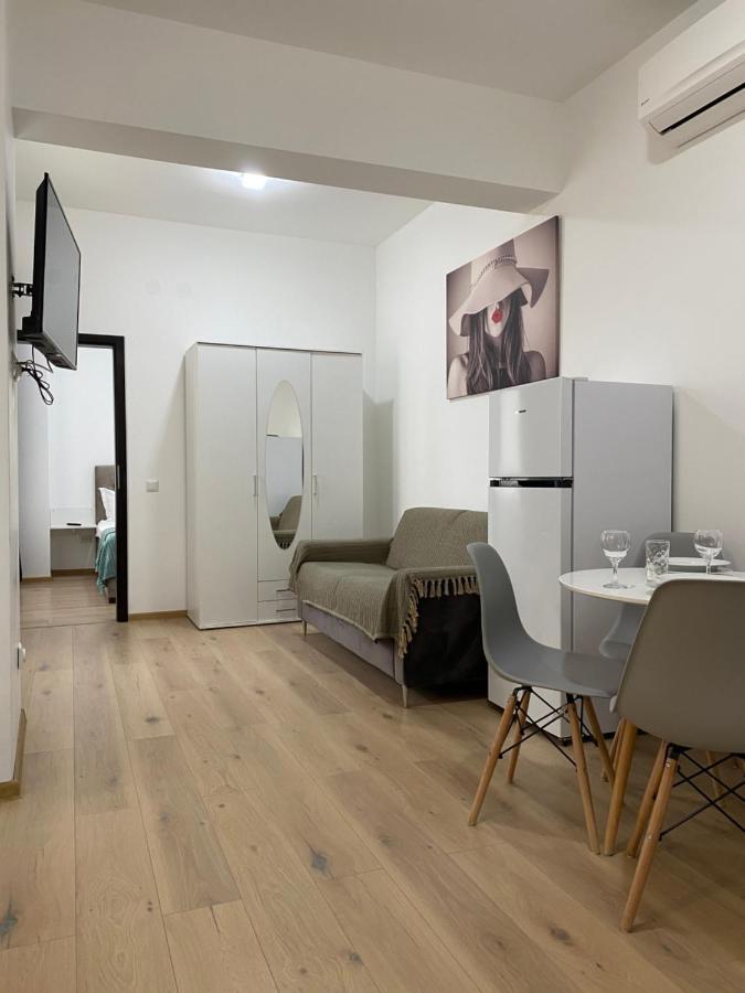 City Center Glam Apartments Palas Яссы Экстерьер фото